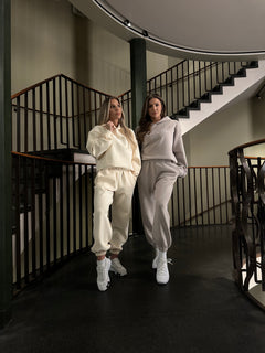 LUXE TRACKSUIT PANTS OVERSIZED VANILLA
