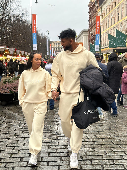 LUXE TRACKSUIT HOODIE OVERSIZED VANILLA (Men)